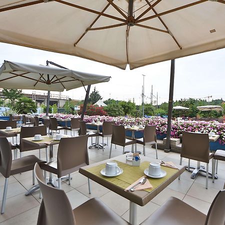 Best Western Plus Soave Hotel Сан Бонифацио Ресторант снимка