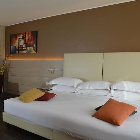 Best Western Plus Soave Hotel Сан Бонифацио Екстериор снимка