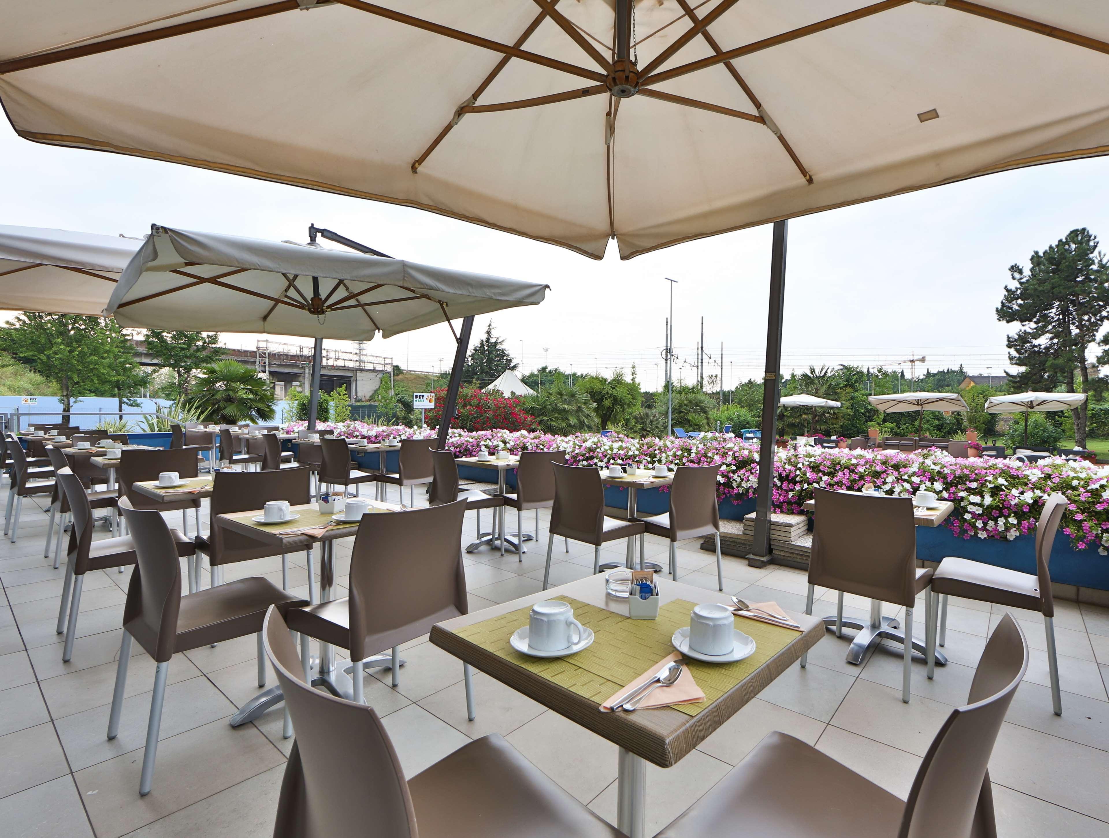Best Western Plus Soave Hotel Сан Бонифацио Ресторант снимка
